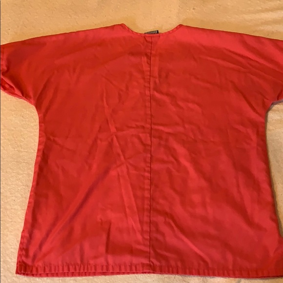 Cherokee Workwear Scrub Top - Picture 5 of 5